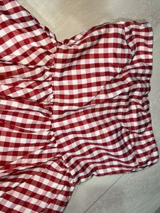 savana top, fits S and xs