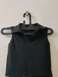 Sleeveless Collared Black Top