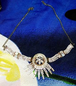 Sparkling Rhinestone Necklace &amp; Earring Set