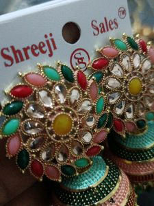 Earings