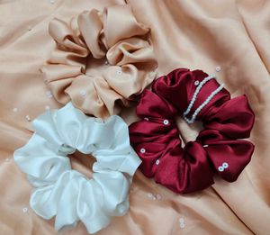 3 Multicolored Scrunchies (60rs/-)