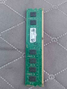 Crucial 4GB DDR3 RAM Module