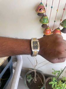 Stylish Two-Tone Analog Watch