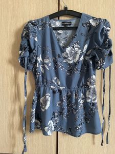Kassually Blue Floral Puff Sleeve Top