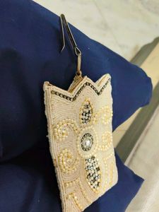 Vintage white pearl beaded crown &amp; beautiful clutc