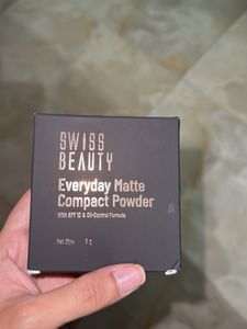 Swiss Beauty Compact Powder