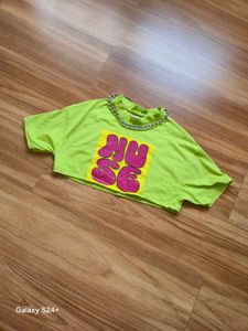 Neon Graphic Crop Top(without chain)