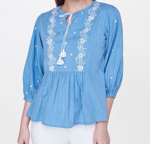 AND - Embroidered Casual Top