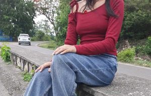 Maroon Cut-Out Shoulder Ribbed Top