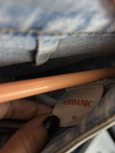 Light Wash Pleated Mom Jeans