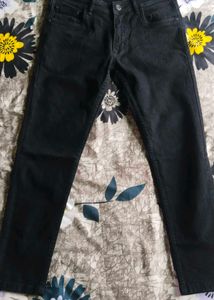 Signature Black Jeans | Timeless Style