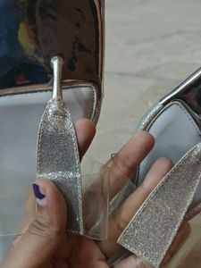 Free delivery - Mochi Silver Glitter flats