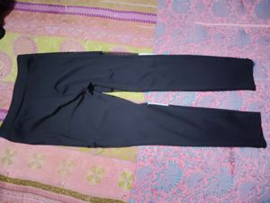 Gym Thighs Black &amp; White Panel Leggings