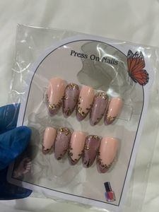 CATE EYE NAILS