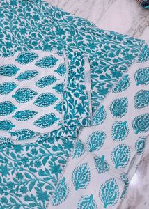 Beautiful Blue &amp; White Cotton Kurta Set