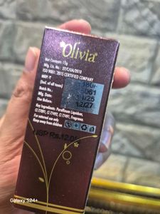 Olivia Instant Waterproof Make-Up Stick