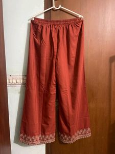 New With Tag Kurthi Set, Pant And Dupatta