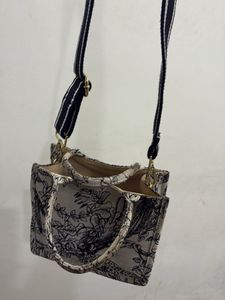 H&amp;M Beige Handbag