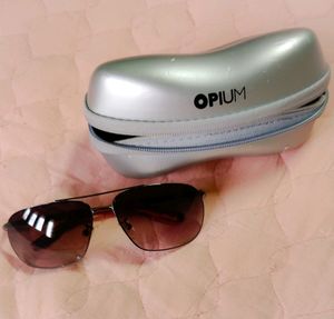 Huge Price Drop. Sunglasses 😎