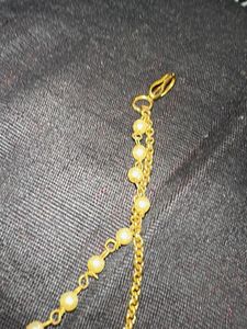 Elegant Gold nose pin