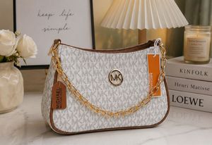 Michael Kors Hobo Bag