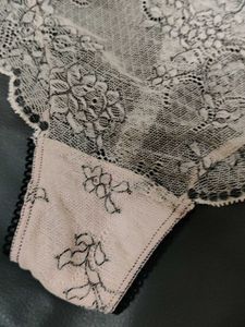 Lace Briefs with Bow Detail