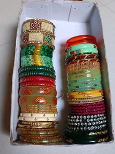 Assorted Bangle Set (Pack Of 21)