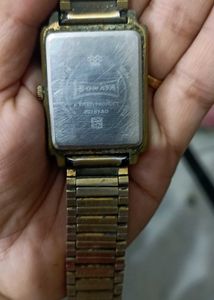 Used Sonata Women's Classic Gold Watch