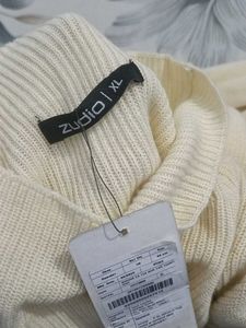 ZUDIO Cream Colored Knit Sweater