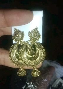 Exquisite Jhumka Earrings Set