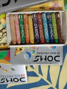 Doms Art Supplies Bundle