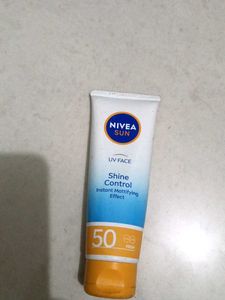 Nivea Sun Shine Control SPF 50