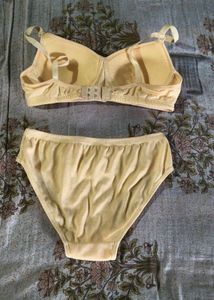 Comfortable Bra and Panty Set