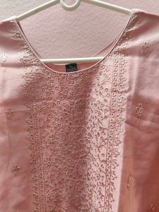 Elegant Pink Embroidered Kurta