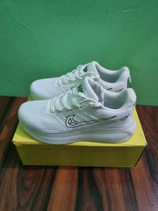 AIR Men's White Sports Shoes / Running Shoe