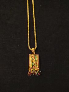 Elegant Gold Plated Chain pendant &amp; Earrings Set