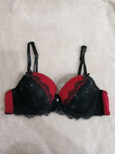 Lace Trimmed Red &amp; Black Bra