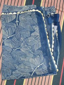 Elegant Navy Blue Leaf Print Saree with petticoat
