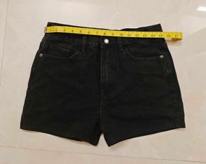 PrettyLittleThing Black Denim Shorts