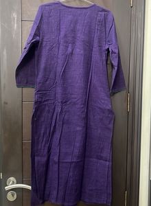 Elegant Purple Embroidered Kurta