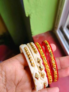 Traditional Shakha Pola Bangles
