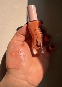 Gisou Honey Infused Lip Oil Glazed Plum