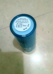 Lakme Absolute Skin Gloss Reflection Serum