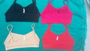 Bras - Black &amp; White - Size 32