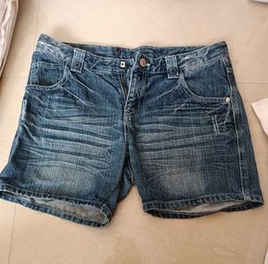 Stylish Blue Denim Shorts