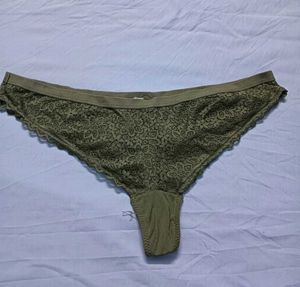 ⚛️ Lace Trim Thong Panty