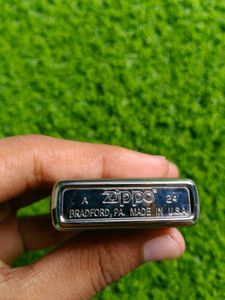 Dark Silver / Gunmetal Pipe Logo Lighter