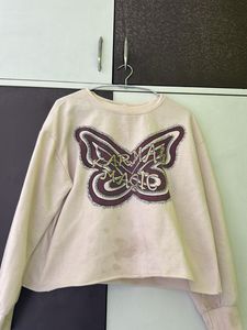 Feminine Butterfly Graphic Sweatshirt