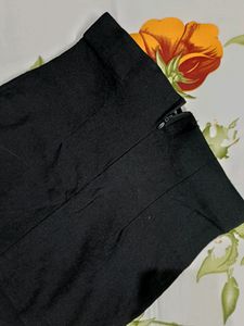 Solid Formal Pencil Skirt