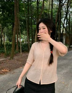 New with tag Beige Linen V-Neck Button-Up Top